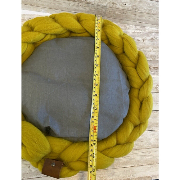 Cat / Small Dog Yarn Bed Mustard Yellow Chunky Yarn Homemade Merino Wool Cozy - Picture 10 of 16